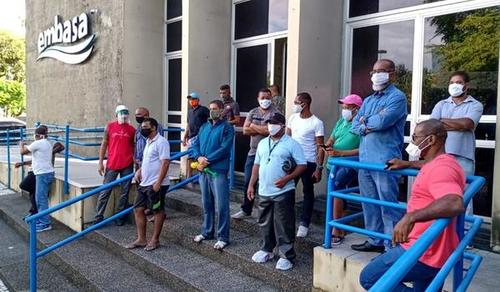 Vigilantes da Vipac voltam a ocupar sede da Embasa em novo protesto contra atraso de salário