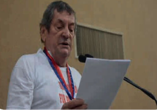 Assembleia entrega Comenda 2 de Julho ao professor Luiz Roberto Santos Moraes